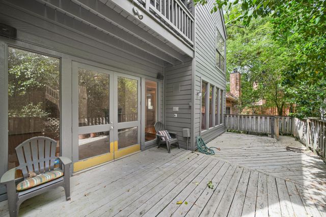 130 Sugarberry Circle, Houston, TX 77024