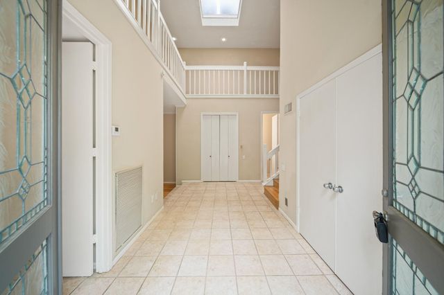 130 Sugarberry Circle, Houston, TX 77024