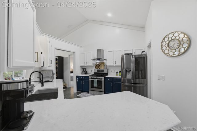 3300 Viking Drive, Commerce Charter Township, MI 48390