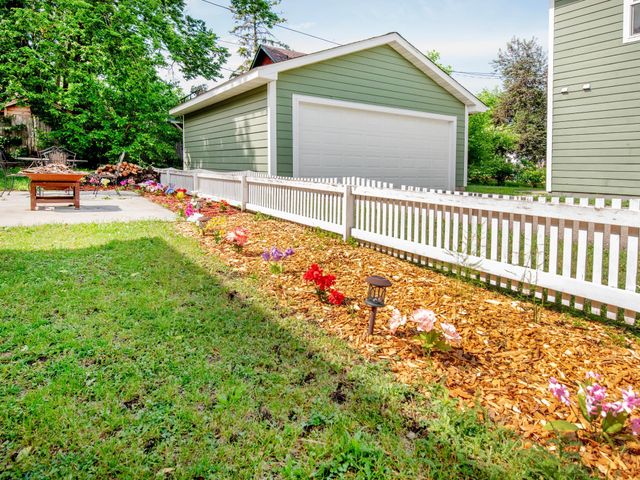 306 Harrison Avenue, Saint Paul, MN 55102