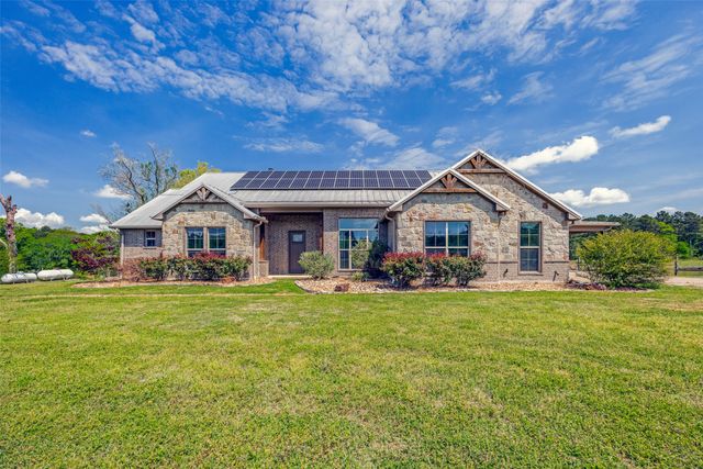 1050 County Road 2618, Marietta, TX 75566