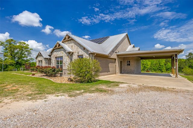 1050 County Road 2618, Marietta, TX 75566