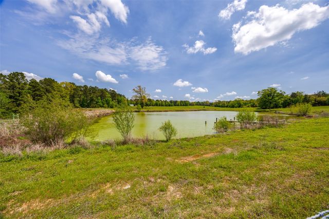 1050 County Road 2618, Marietta, TX 75566