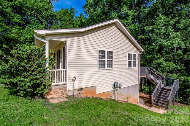 127 Wood Acre Drive, Mooresville, NC 28115