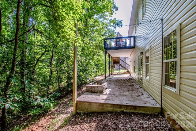 127 Wood Acre Drive, Mooresville, NC 28115