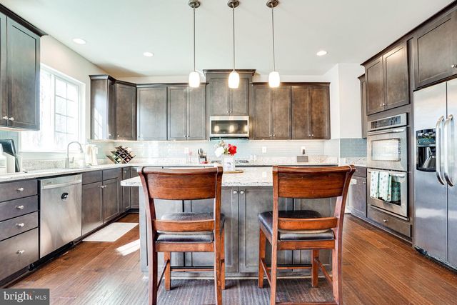 16628 DANRIDGE MANOR DR, Woodbridge, VA 22191