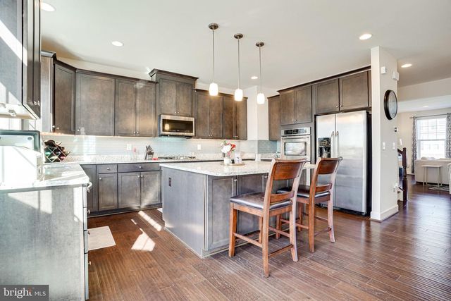 16628 DANRIDGE MANOR DR, Woodbridge, VA 22191