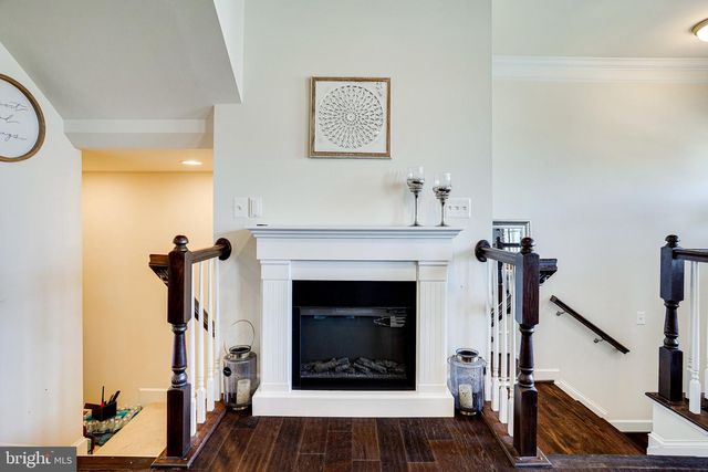 16628 DANRIDGE MANOR DR, Woodbridge, VA 22191