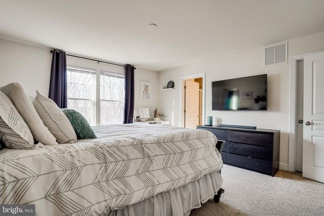 16628 DANRIDGE MANOR DR, Woodbridge, VA 22191