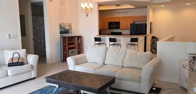 10520 SW Stephanie Way 2-203, Port St Lucie, FL 34987