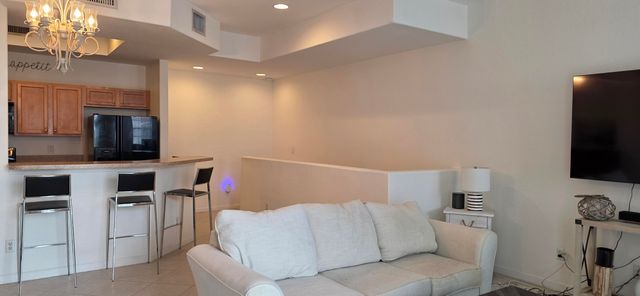 10520 SW Stephanie Way 2-203, Port St Lucie, FL 34987