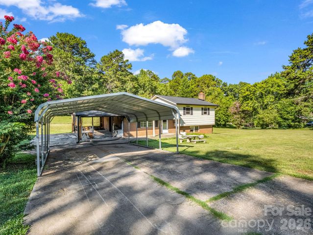 176 Michael Street, Bostic, NC 28018