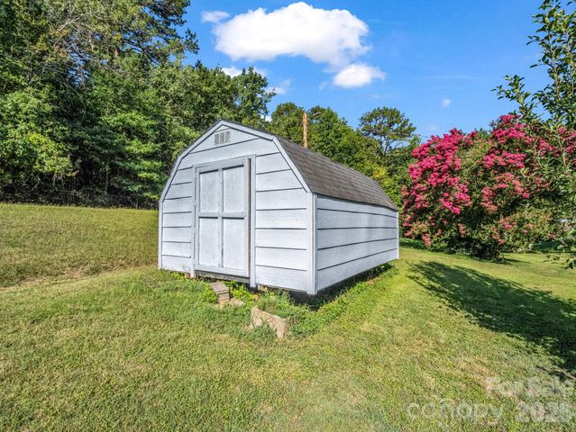 176 Michael Street, Bostic, NC 28018