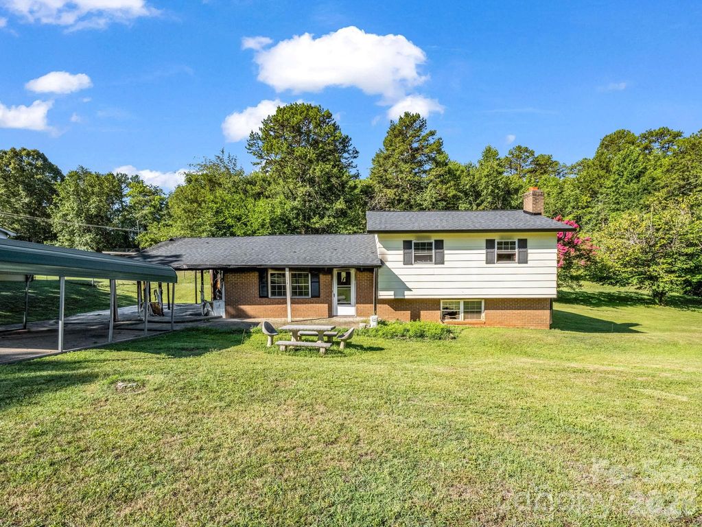 176 Michael Street, Bostic, NC 28018