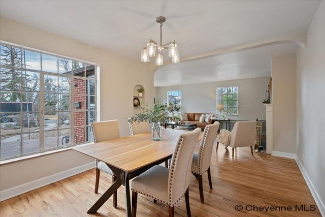 322 W 6TH AVE, Cheyenne, WY 82001