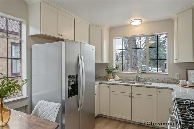 322 W 6TH AVE, Cheyenne, WY 82001