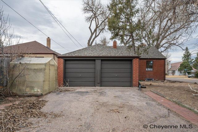 322 W 6TH AVE, Cheyenne, WY 82001