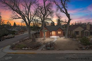 322 W 6TH AVE, Cheyenne, WY 82001