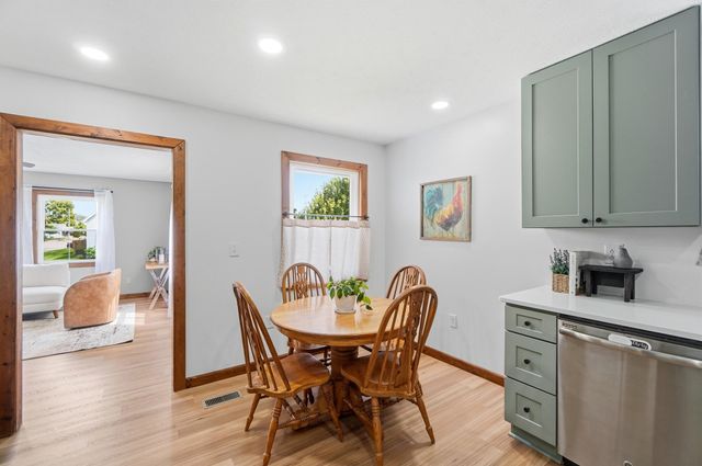 902 S Mulberry Street 902 S Mulberry Street, Troy, OH 45373