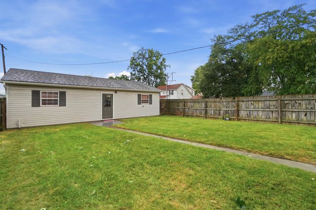902 S Mulberry Street 902 S Mulberry Street, Troy, OH 45373