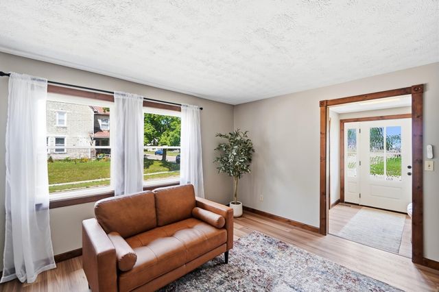 902 S Mulberry Street 902 S Mulberry Street, Troy, OH 45373