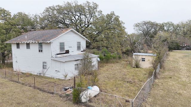 4525 County Road 3706, Wills Point, TX 75169