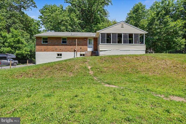 1199 SHENKEL RD, Pottstown, PA 19465