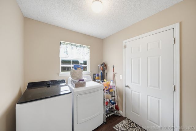 15604 E Oklahoma Street, Catoosa, OK 74116