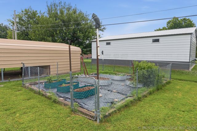 15604 E Oklahoma Street, Catoosa, OK 74116
