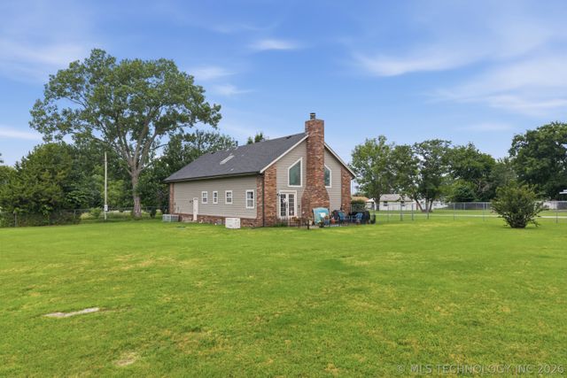 15604 E Oklahoma Street, Catoosa, OK 74116