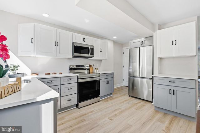 726 GRANT RD, Folcroft, PA 19032