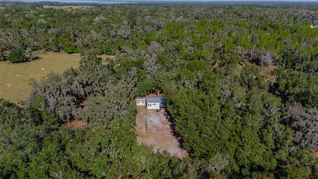 415 HAL COLDING ROAD, Lithia, FL 33547