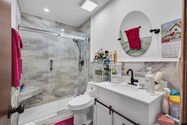 415 HAL COLDING ROAD, Lithia, FL 33547