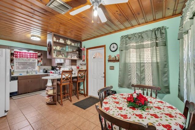 415 HAL COLDING ROAD, Lithia, FL 33547