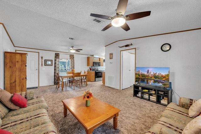 415 HAL COLDING ROAD, Lithia, FL 33547