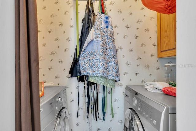 415 HAL COLDING ROAD, Lithia, FL 33547