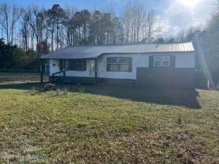 4472 Caratoke Highway, Barco, NC 27917