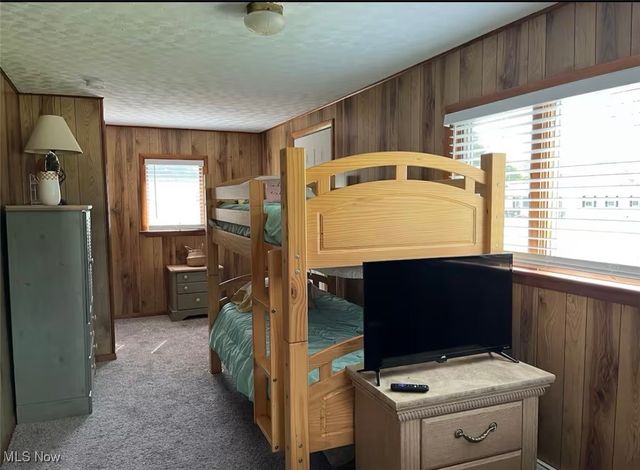 6419 S Ridge Road W, Geneva, OH 44041