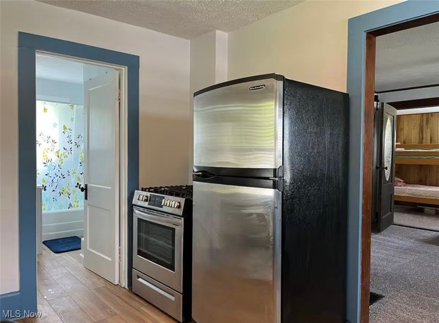 6419 S Ridge Road W, Geneva, OH 44041