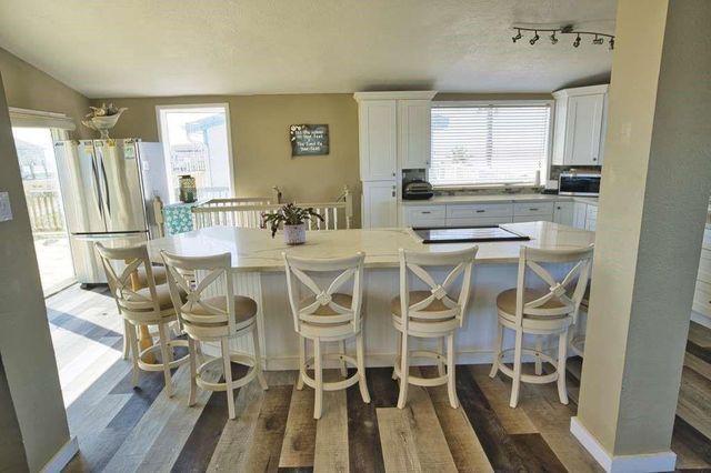 2061 County Road 230, Sargent, TX 77414