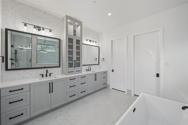 6608 Longfellow Drive, Dallas, TX 75230