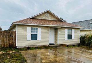 7459 Harvest Village Court, Navarre, FL 32566