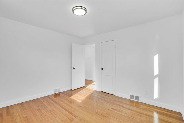 47 Victoria St, Springfield, MA 01104