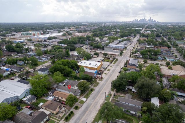 7630 Canal Street, Houston, TX 77012