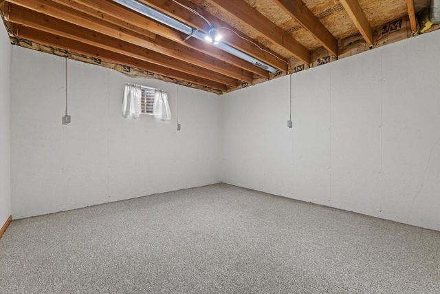 6322 Newcastle LANE, Racine, WI 53402