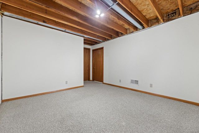 6322 Newcastle LANE, Racine, WI 53402