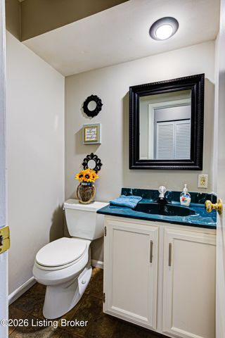 2969 Six Mile Ln, Louisville, KY 40220