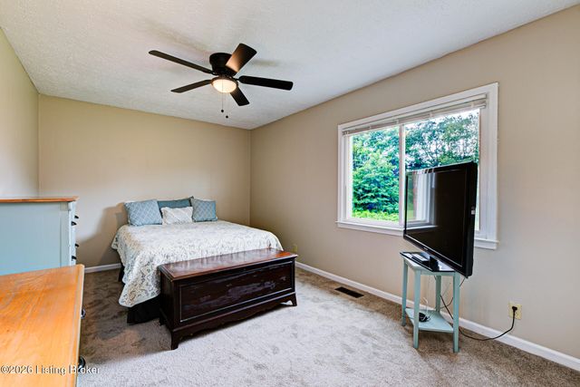 2969 Six Mile Ln, Louisville, KY 40220