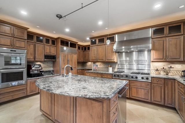 15723 Oak Knoll Drive, Los Gatos, CA 95030