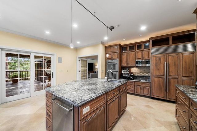 15723 Oak Knoll Drive, Los Gatos, CA 95030